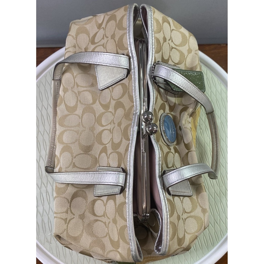 COACH One Women Shoulder Bag Purse-Canvas Beige/olive/yellow/orange Signature C‎ - Picture 6 of 15